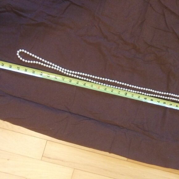 long faux pearls fun playful lots of different ways of wearing them - Picture 14 of 16